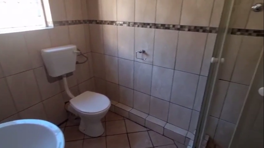 To Let 2 Bedroom Property for Rent in Ravensmead Western Cape